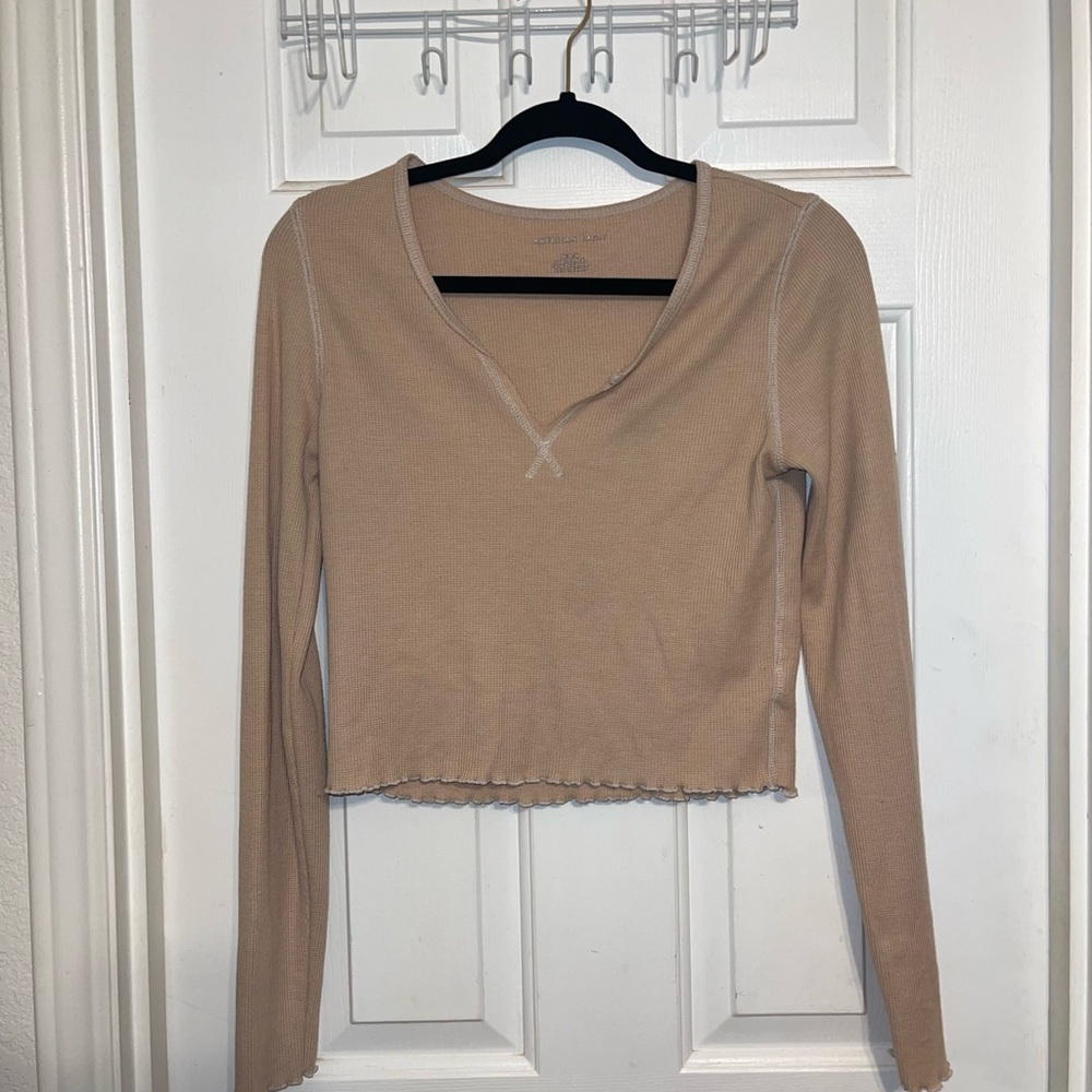 American Eagle Cropped Ribbed Henley Top